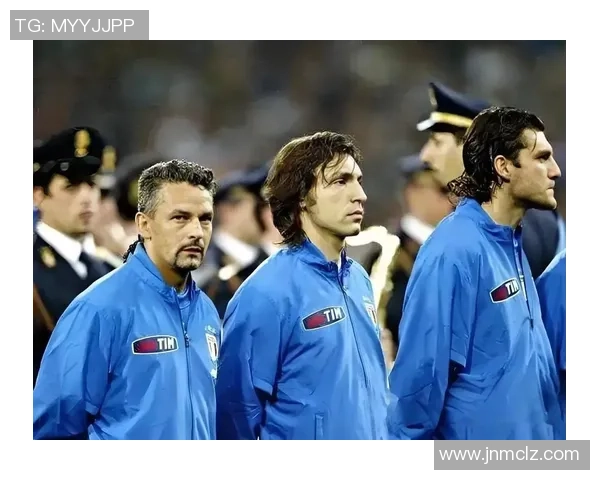 揭秘34足球明星的真实身份与辉煌成就背后的故事 揭秘34足球明星的真实身份与辉煌成就背后的故事