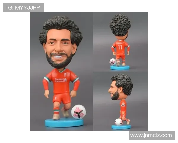 足球明星C罗人偶引领潮流玩具市场新宠儿的魅力与价值解析